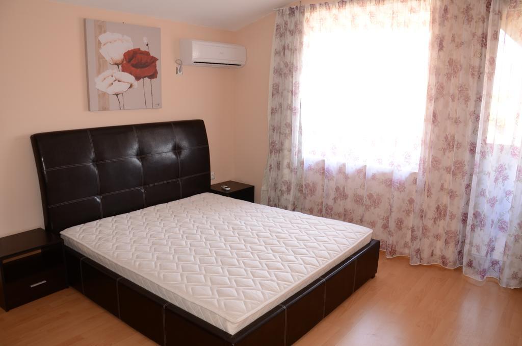 Apartments In Complex Chateau Nessebar Светий Влас Екстер'єр фото
