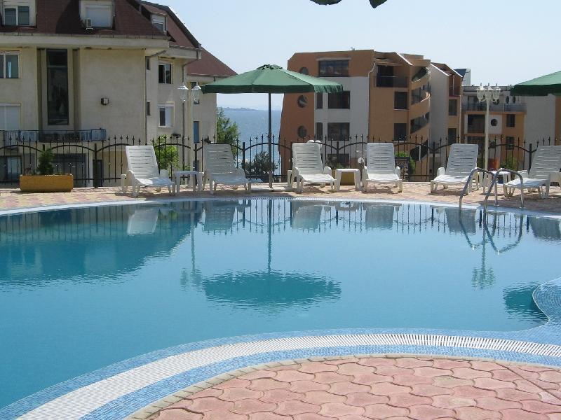 Apartments In Complex Chateau Nessebar Светий Влас Екстер'єр фото